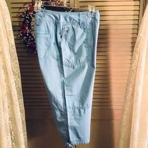Clearance… St Johns Bay blue capri cargo style pant sz 8 New